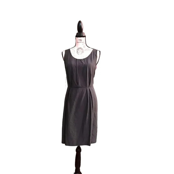 Ann Taylor Loft Mini Dress Pleated Sleeveless Charcoal Gray with Pockets Size 8 - Picture 2 of 11